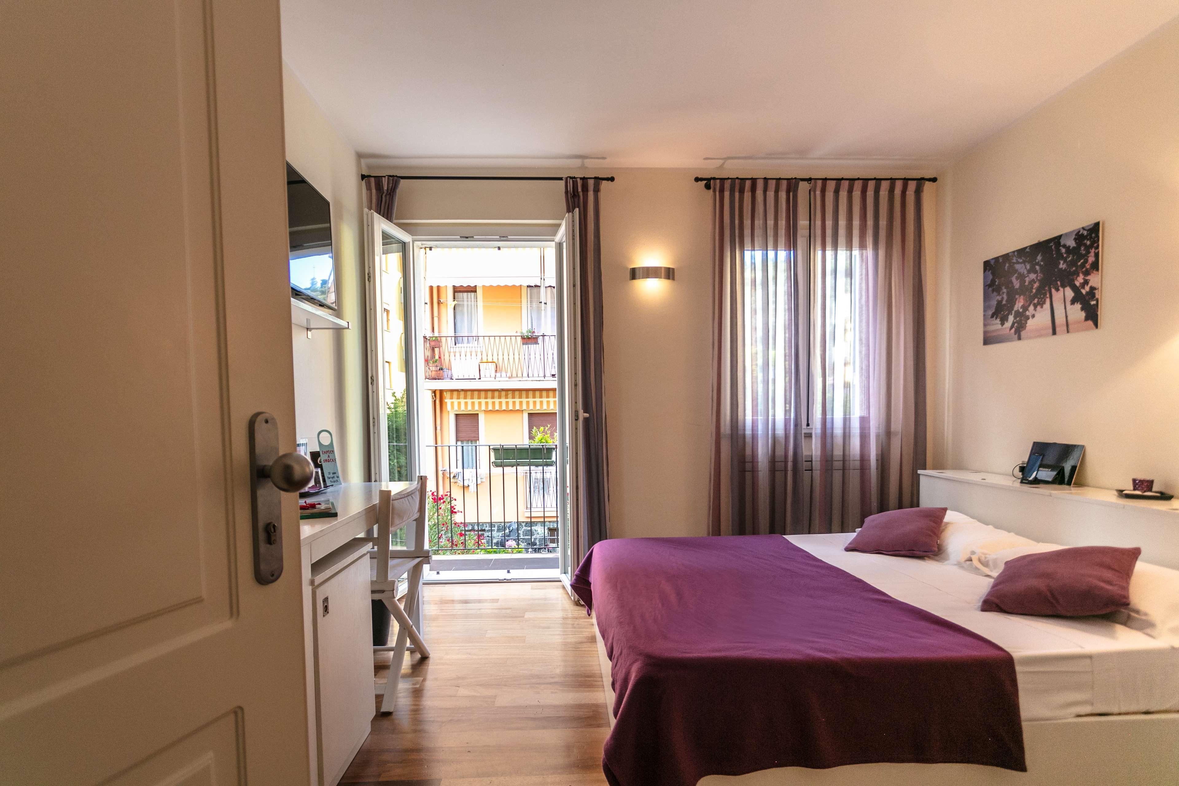 Hotel Oasi 3*